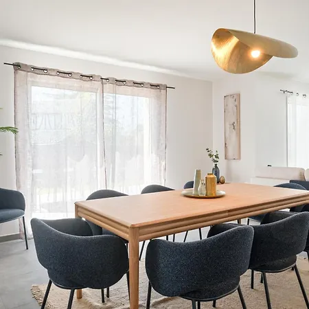 度假居 Magnifique Maison, Spacieuse & Elegante - 5 Chambres, Terrasse & Parking