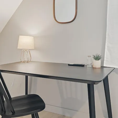 度假居 Magnifique Maison, Spacieuse & Elegante - 5 Chambres, Terrasse & Parking *