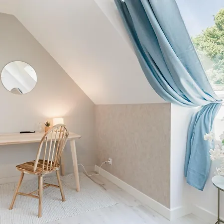 度假居 Magnifique Maison, Spacieuse & Elegante - 5 Chambres, Terrasse & Parking 蒙蒂尼